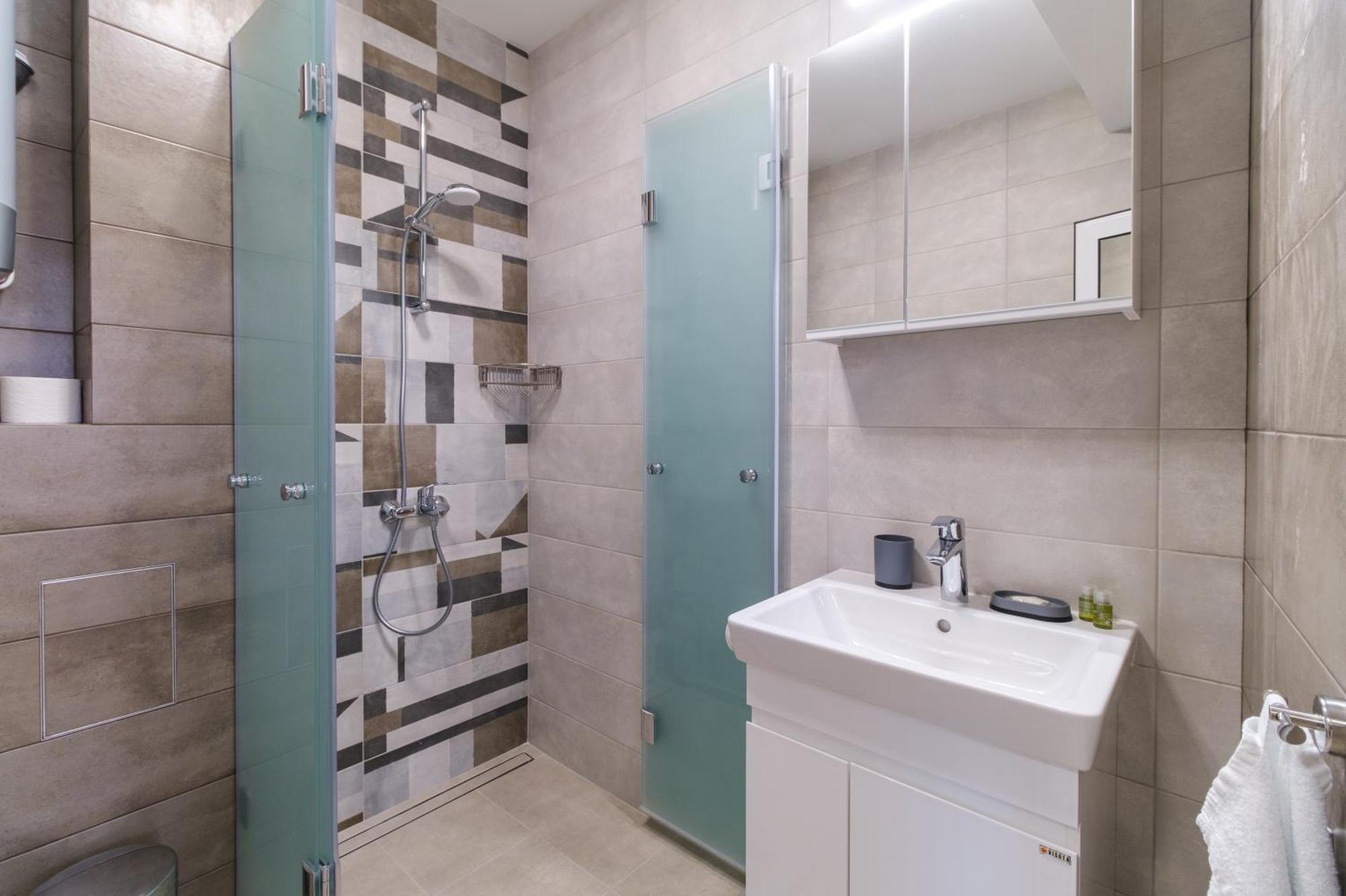 Modern 1-Bedroom Apartment With Free Parking Plovdiv Exterior photo