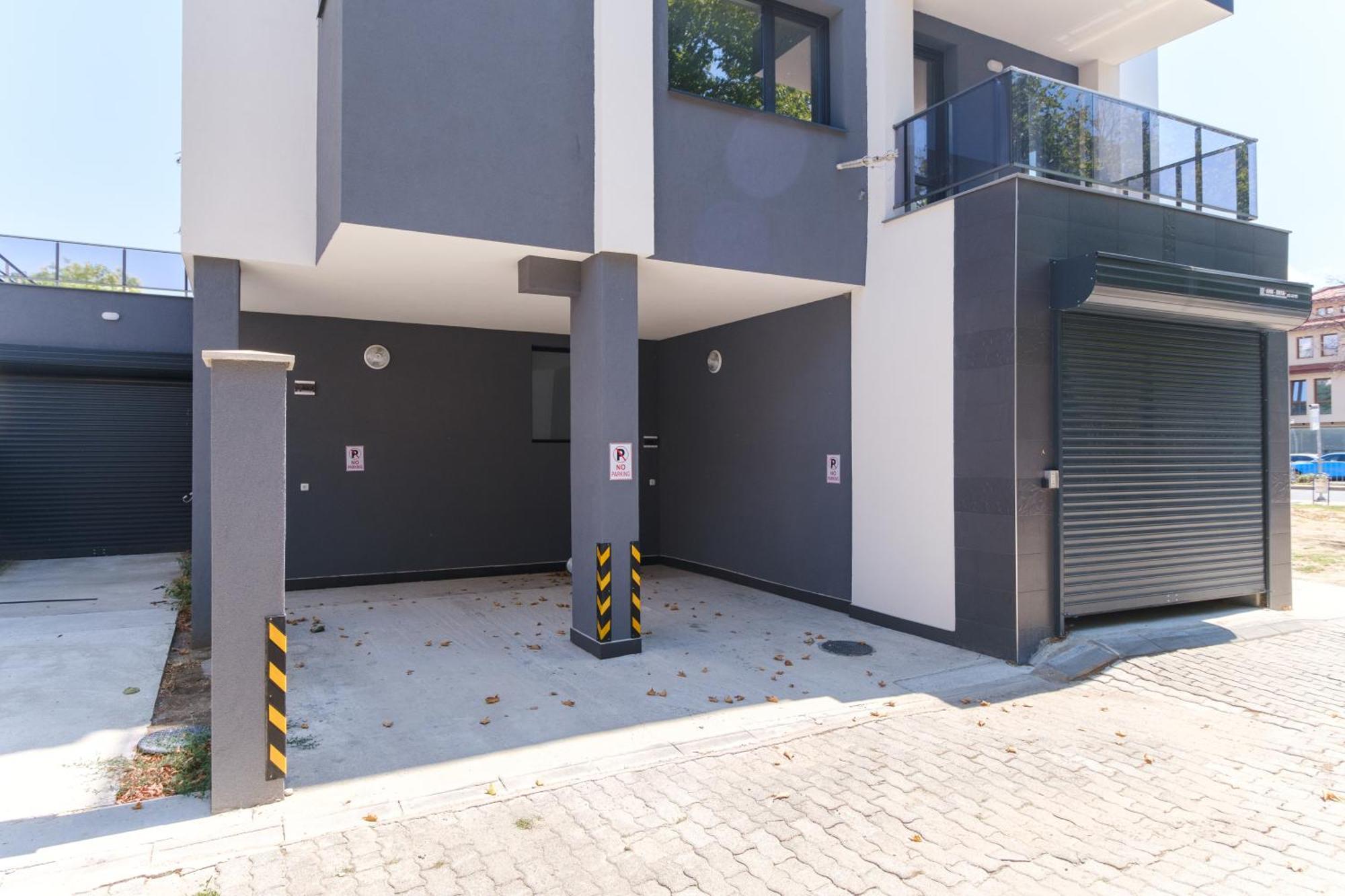 Modern 1-Bedroom Apartment With Free Parking Plovdiv Exterior photo