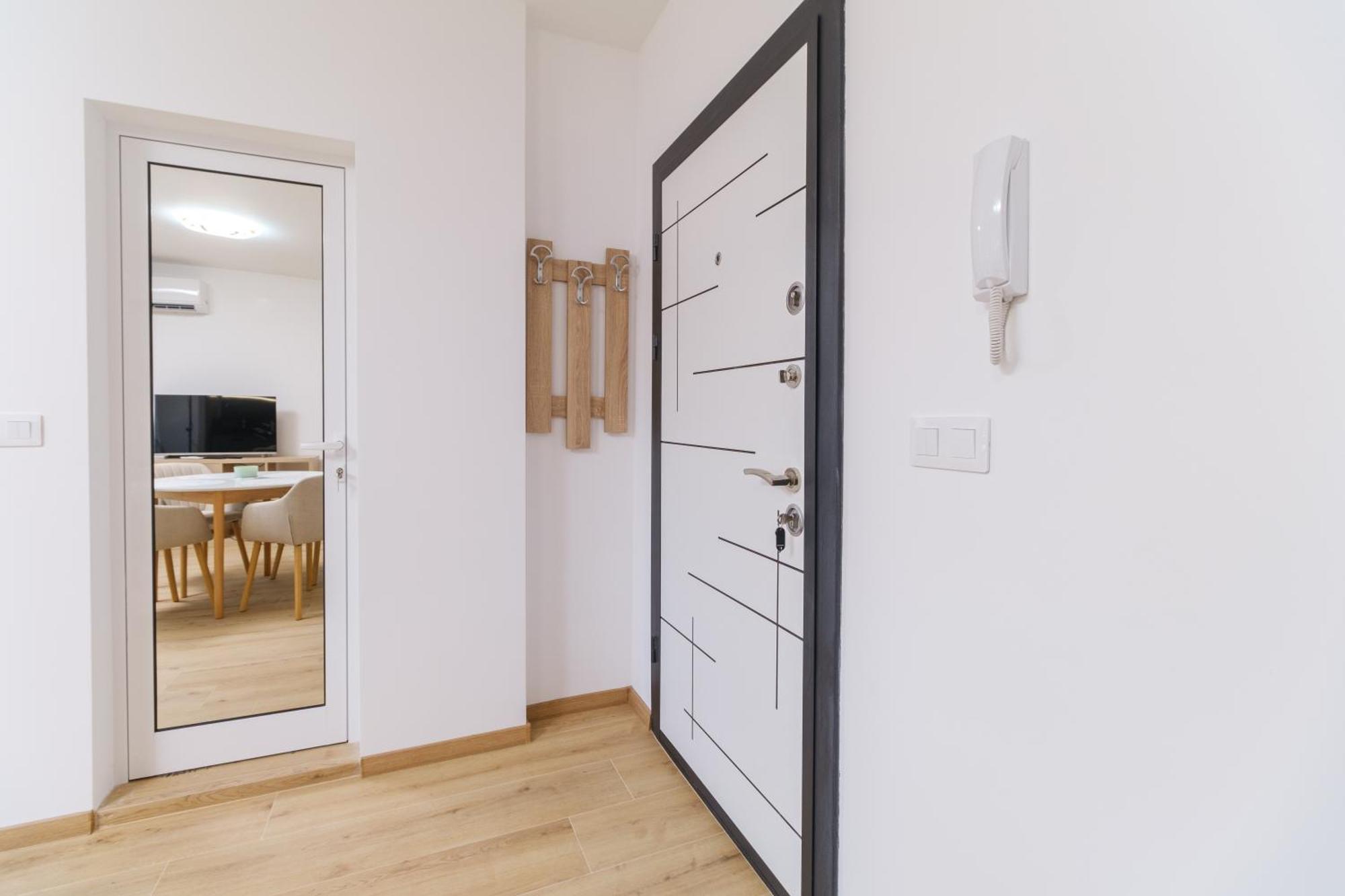 Modern 1-Bedroom Apartment With Free Parking Plovdiv Exterior photo